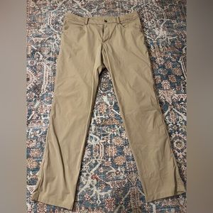 Lululemon ABC Pant- 36- Khaki